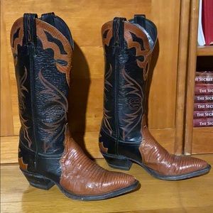 Women’s cowboy boots